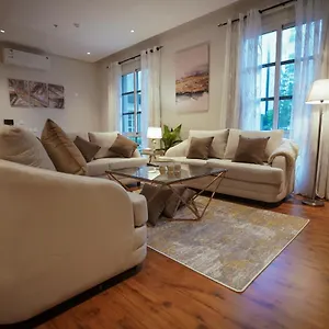 تحقق من التوفر