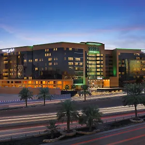 تحقق من التوفر