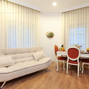 تحقق من التوفر